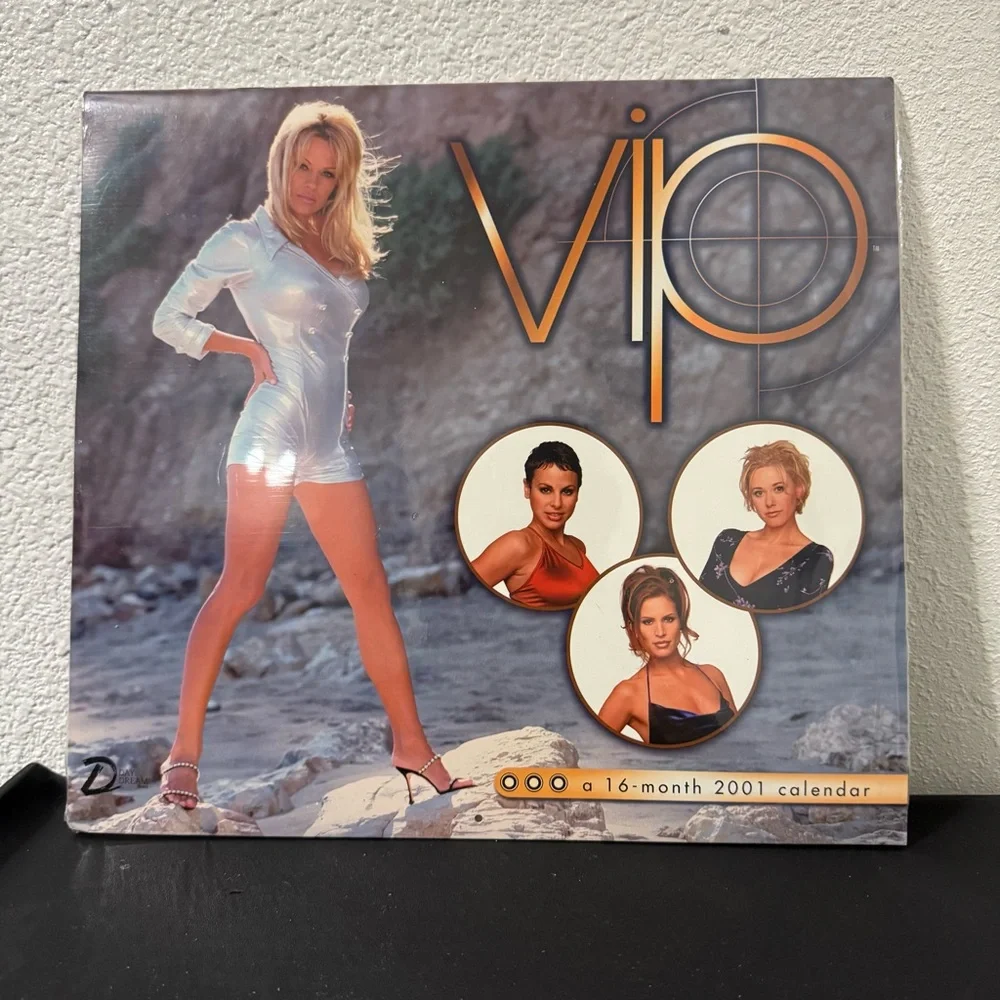 VIP 16 Month 2001 Calendar (Pamela Anderson TV‎ Show) New